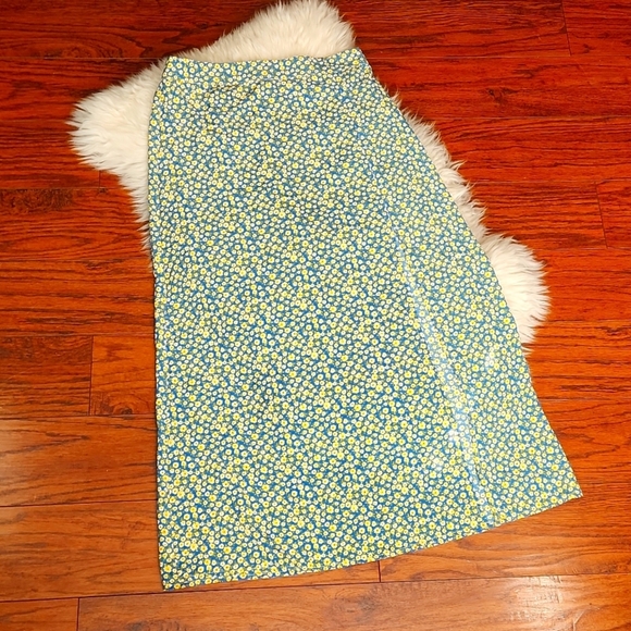 Forever 21 Micro Floral Long Skirt - Picture 1 of 4